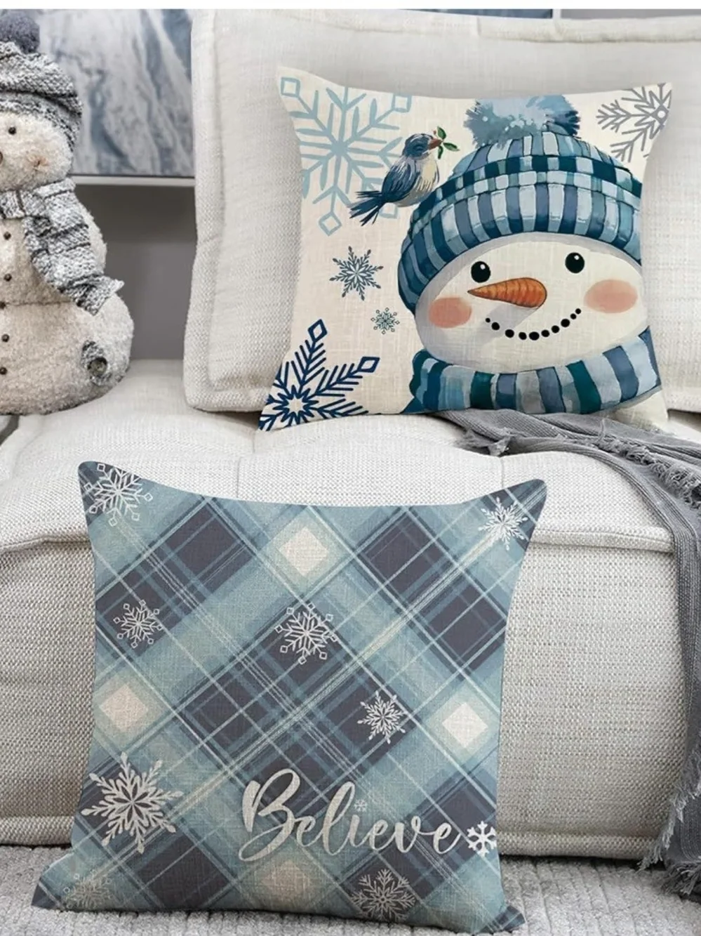 Holiday Snowman & Plaid Blue Decorative Throw Pillow Covers - Set of 4. NEW.